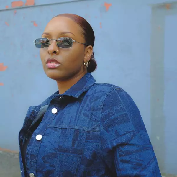 Headshot of LayFullstop